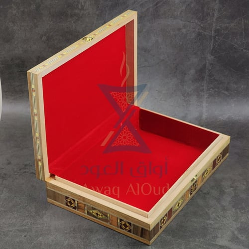 علبة سورية موزاييك فاخرة ( كيلو - كيلو ونصف )