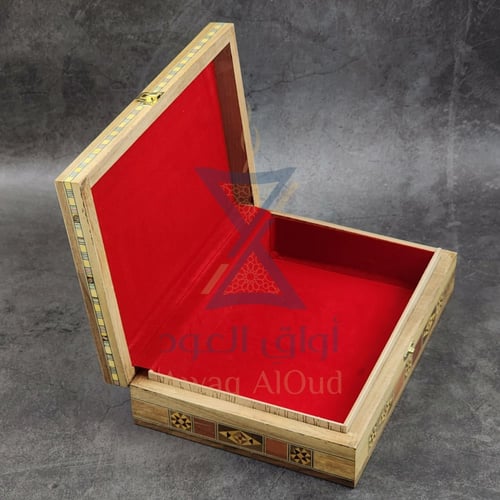 علبة سورية موزاييك فاخرة ( حجم ربع كيلو )