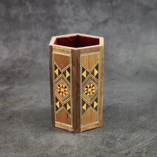 مقلمية مكتبية بنقش فاخر