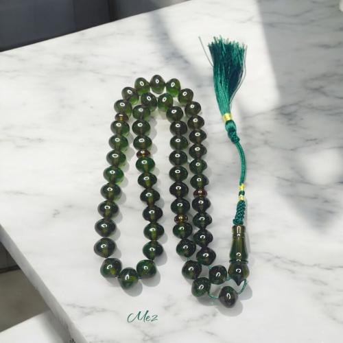 Iranian saffron rosary, chameleon color, olive, sound and ring, and its scent with a luxurious fabric.
