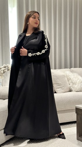 عباية تفته مع شك وتطريز يدوي