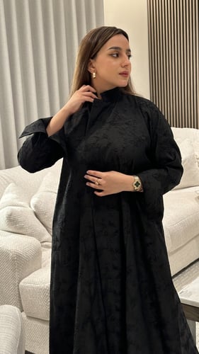 عبابة تفته جاكار أسود مشجر