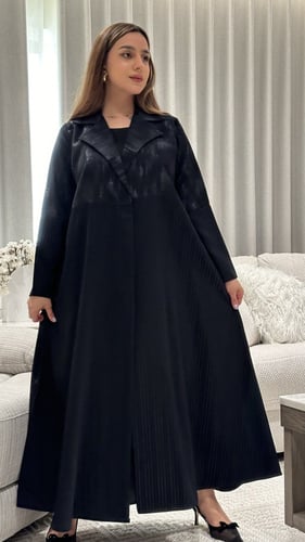 عباية كريب كحلي مقلم بقصة