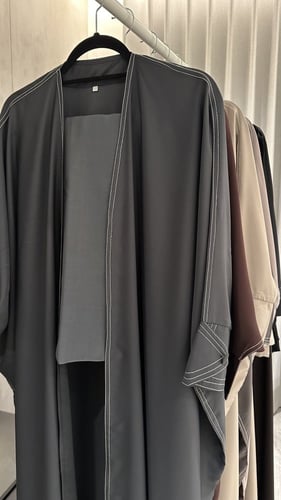 عباية بشت حرير خفيف رمادي