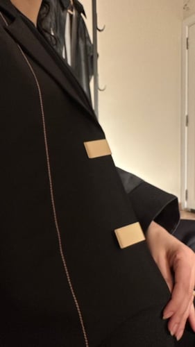 عباية تفتة ياباني بأزرار برونزيه مطفيه وتطزيز برون...