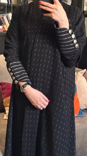 عباية قماش أندنوسي منقط مع طرحة أسود