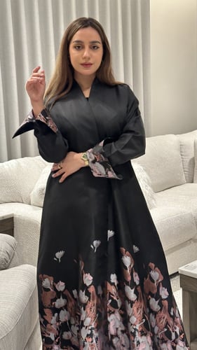 عباية تفته مع رسم طباعه