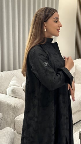 عبابة تفته جاكار أسود مشجر