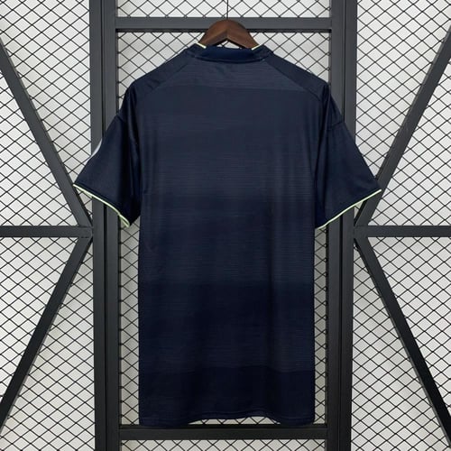 تيشيرت ريال مدريد الاحتياط فئة الجمهور 2025/2026