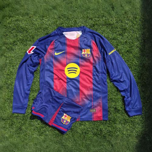 طقم نادي برشلونة الاساسي كم طويل تصميم فئة الاعبين...