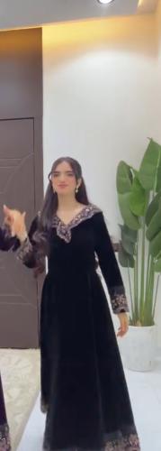 فستان نايا