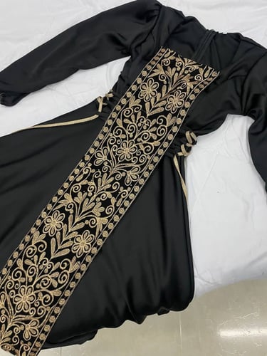 جلابيه مطرزه برباط عالخصر