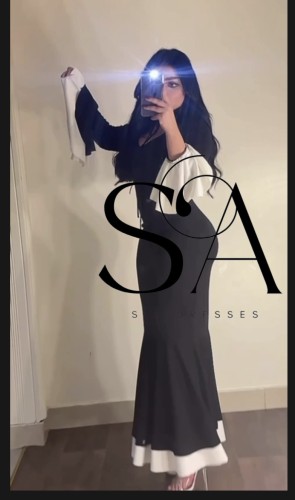 فستان اسود
