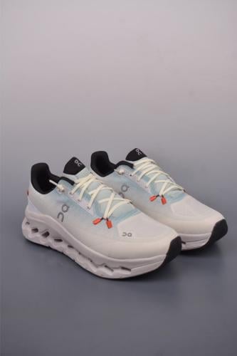 حذاء اون رينينج برايانا 190035