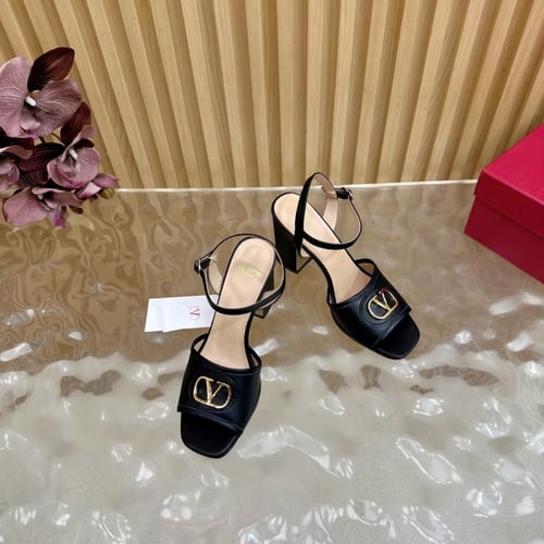 حذاء فالنتينو ٢٠٢٥ برايانا 243468