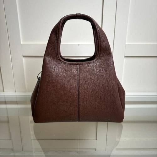 شنط كوتش ٢٠٢٥ برايانا 223568