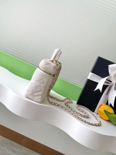 شنط شانيل برايانا 200024