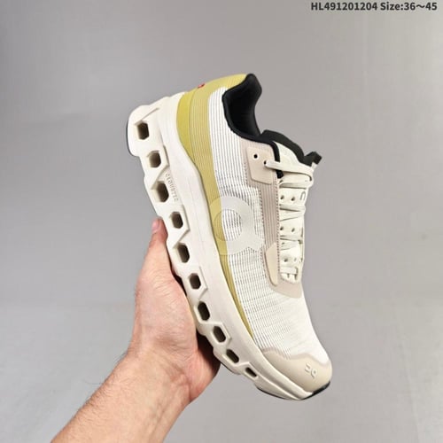 حذاء اون رينينج برايانا 243212