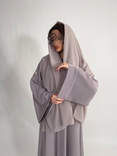 عبايه رمادي فاتح