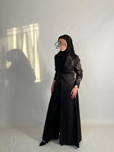 بليزر بنقوش أسود