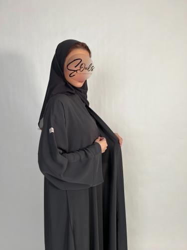 عبايه رمادي غامق