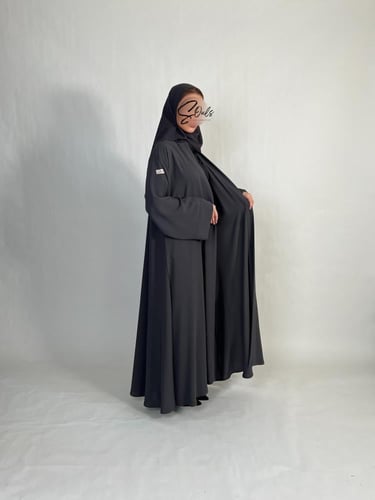 عبايه رمادي غامق