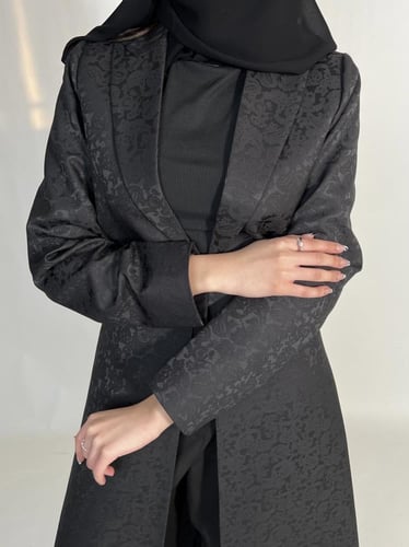 بليزر بنقوش أسود