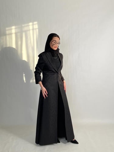 بليزر بنقوش أسود