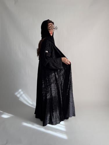 عبايه جاكار أسود