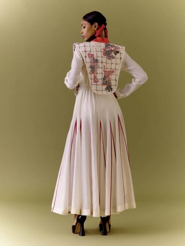 فستان هندي ناعم