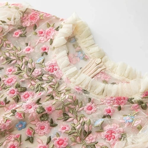 فستان مطرز B60