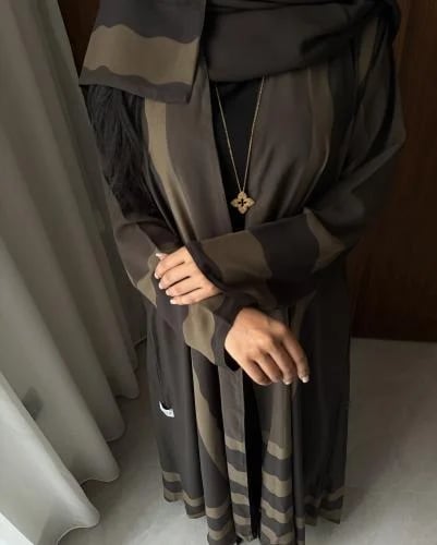 شيفون جورجيت طباعة خاصة باللون الزيتي