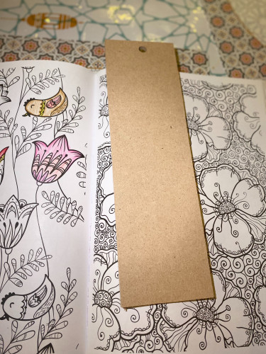 فاصل كتاب مقاس 28-8 سمك 6 ملي