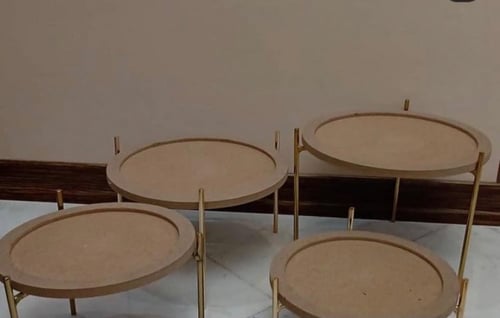 حامل حديد ارتفاع 20 قطرها 26 لون ذهبي