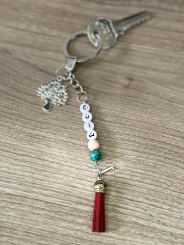 ميداليات بالاسم