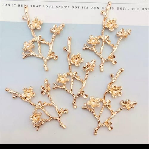 زوج اكسسورات متوفر لونين مقاس 6_3 سم