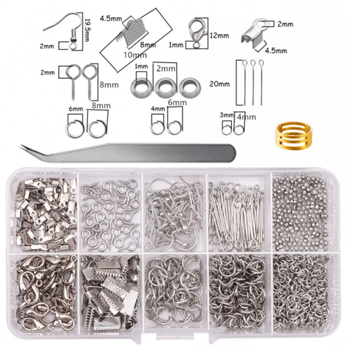 علب للاكسسورات مع ملقاط متوفر لونين اكثر من 50 قطع...