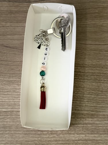 ميداليات بالاسم