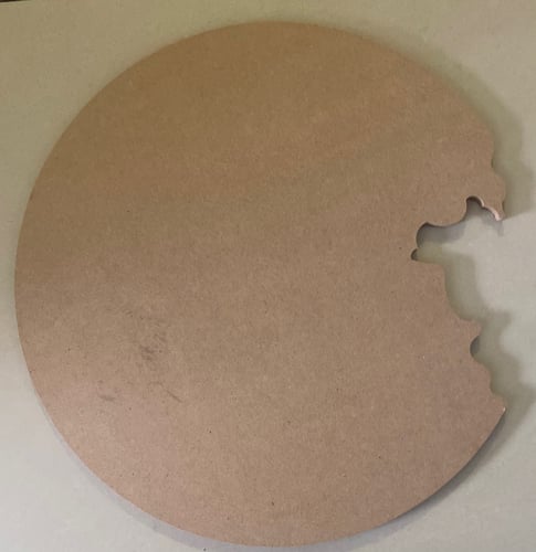 خشب mdf جاهز للاعمال الخشبيه 12 ملي مقاس قطرها 50