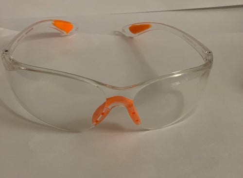 نظاره الوقايه لحمايه العين من الصنفره والنحت والغب...