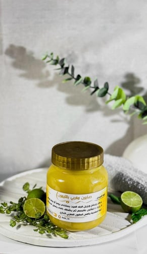 صنفرة اللوز والعسل