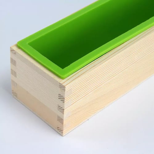 قالب وقاعدة خشبية ( شموع الهبه)