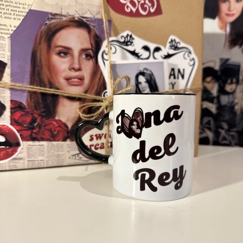 Mug lana del rey | اسود مسكة قلب