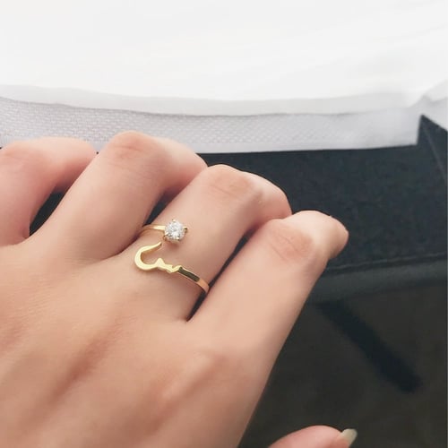 خاتم بحرف من مجموعة رونق