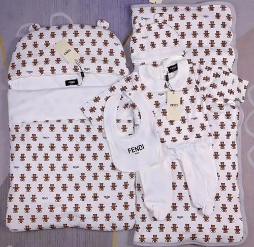 طقم فندي 5 قطع