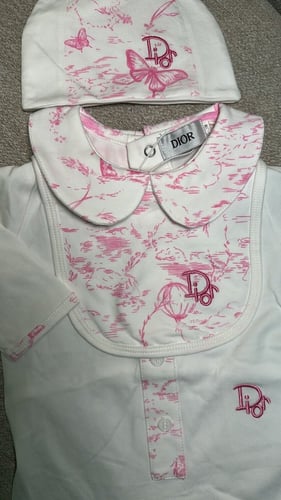 ديور جديد ٣ قطع وردي