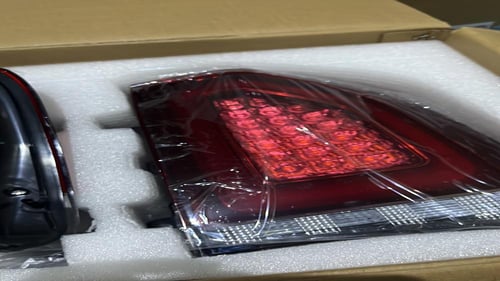 اسطبات خلفي كرايسلر 2015-2022 بالطقم صيني