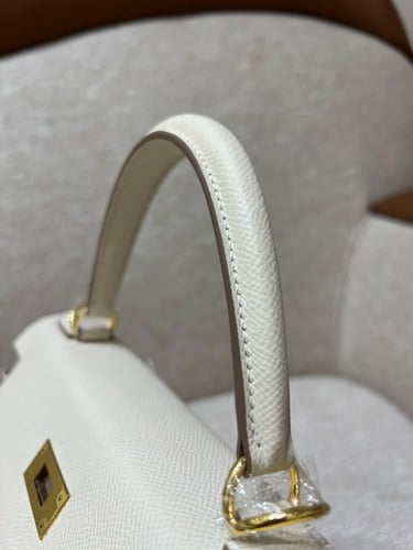 Kelly 28 , nata epsom