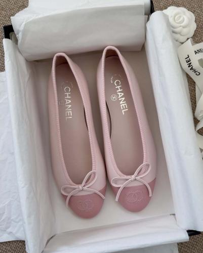 Chanel ballerina