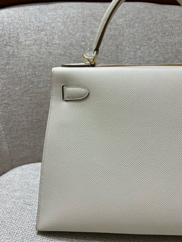 Kelly 28 , nata epsom